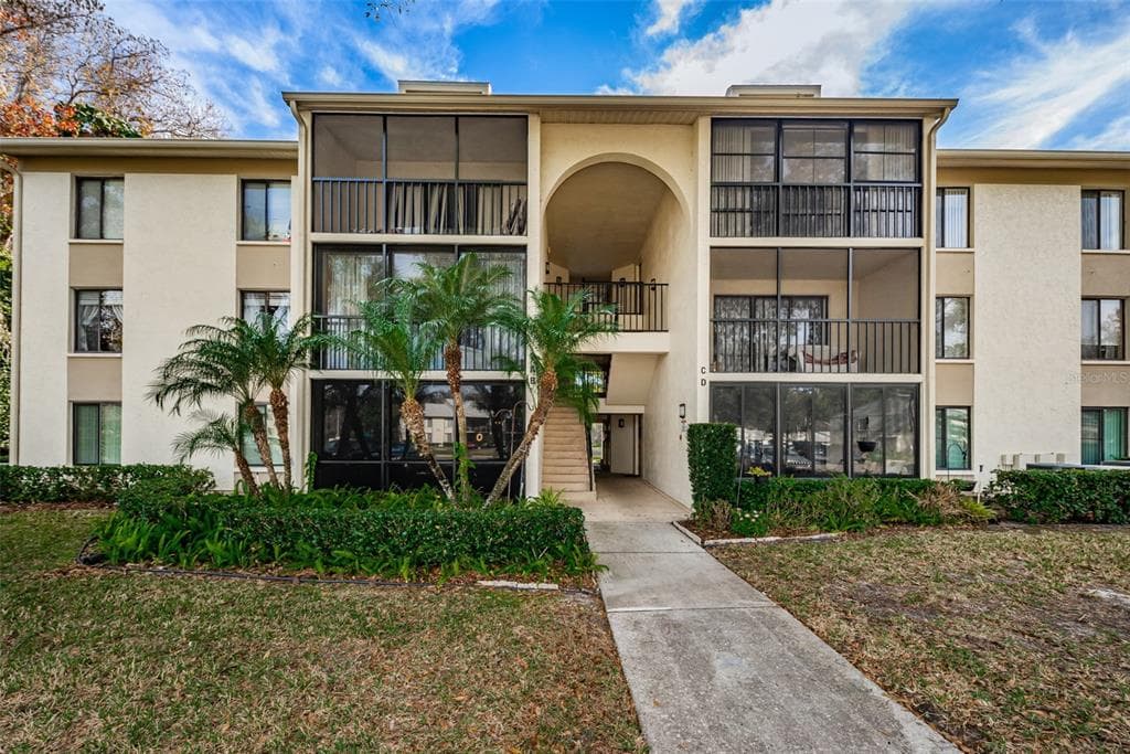 3134 LAKE PINE WAY UNIT A2 TARPON SPRINGS, FL 34688
