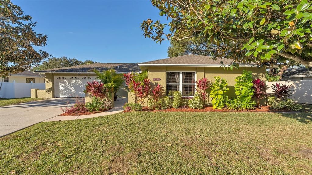 3034 OAK COVE DRIVE CLEARWATER, FL 33759