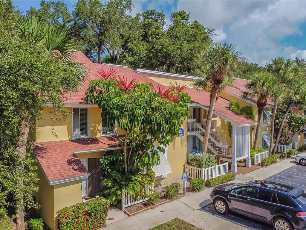 3765 41ST STREET S UNIT G ST PETERSBURG, FL 33711