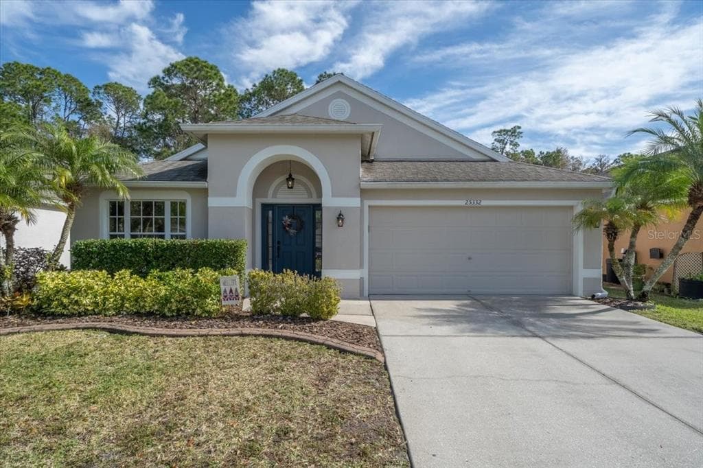 25332 LEXINGTON OAKS BOULEVARD WESLEY CHAPEL, FL 33544