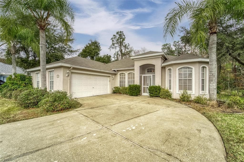 2702 SPRING MEADOW DR PLANT CITY, FL 33566