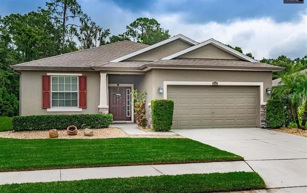 2706 HOLLY BLUFF COURT PLANT CITY, FL 33566