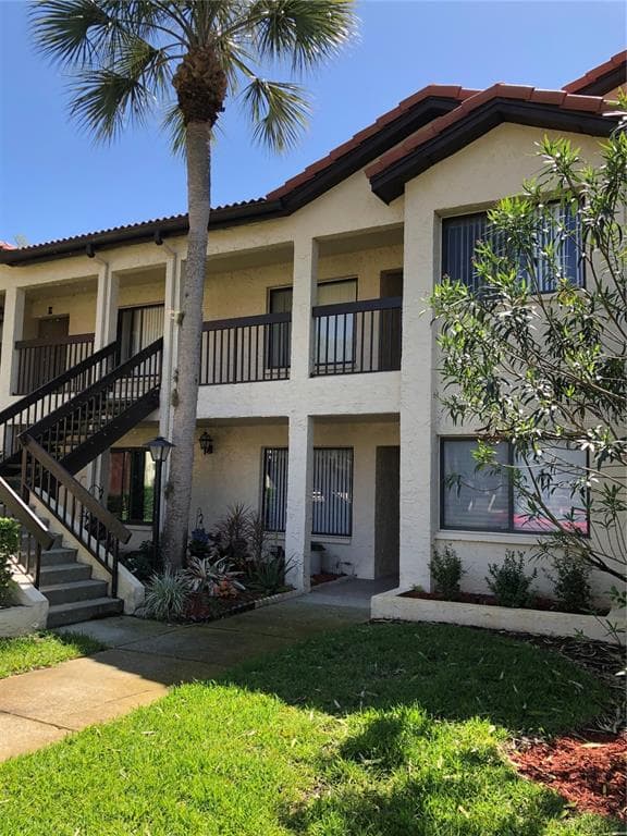 1801 E LAKE ROAD UNIT 3F PALM HARBOR, FL 34685
