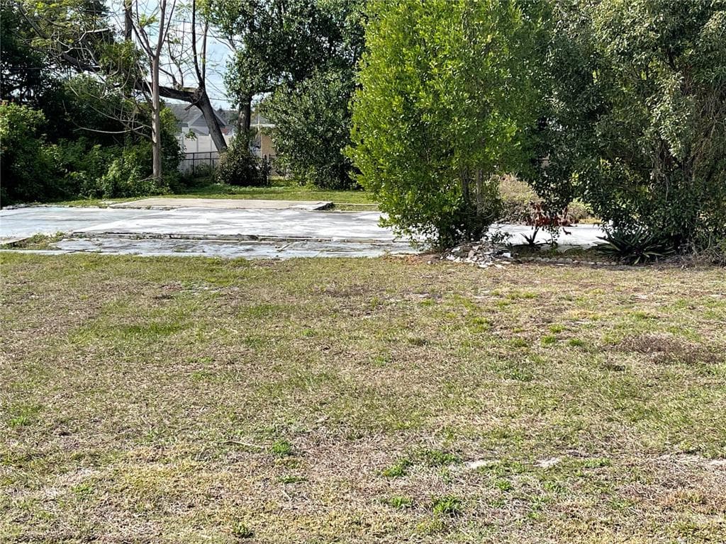 5031 SHERWOOD DRIVE NEW PORT RICHEY, FL 34652