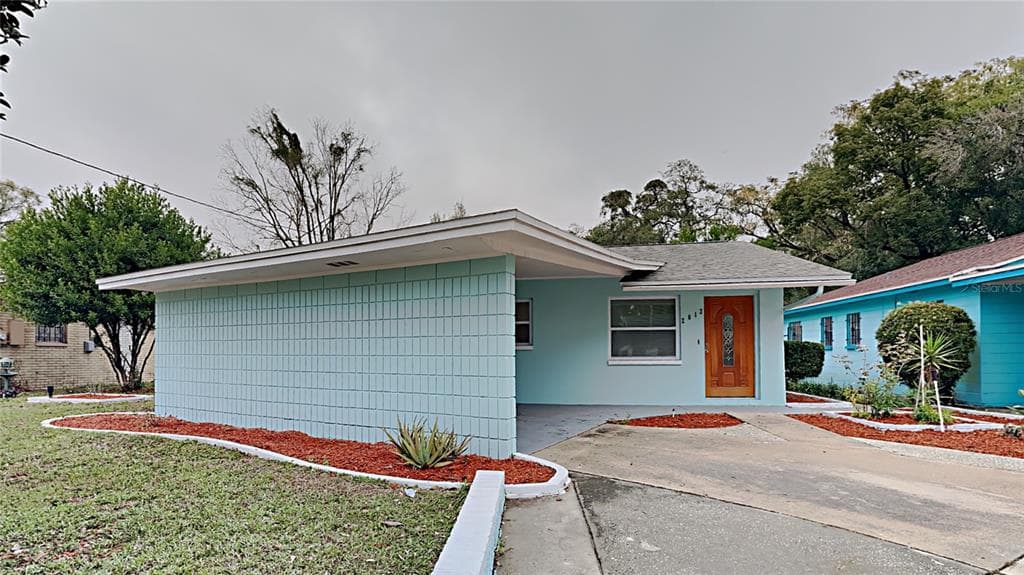 2012 E CHELSEA STREET TAMPA, FL 33610