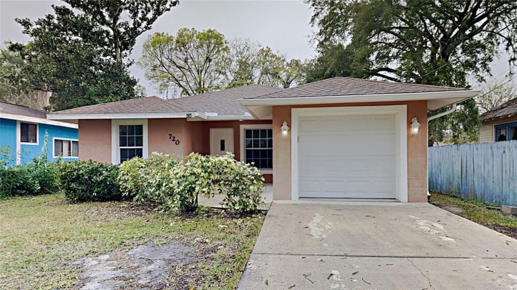 720 FLORA STREET DAYTONA BEACH, FL 32114