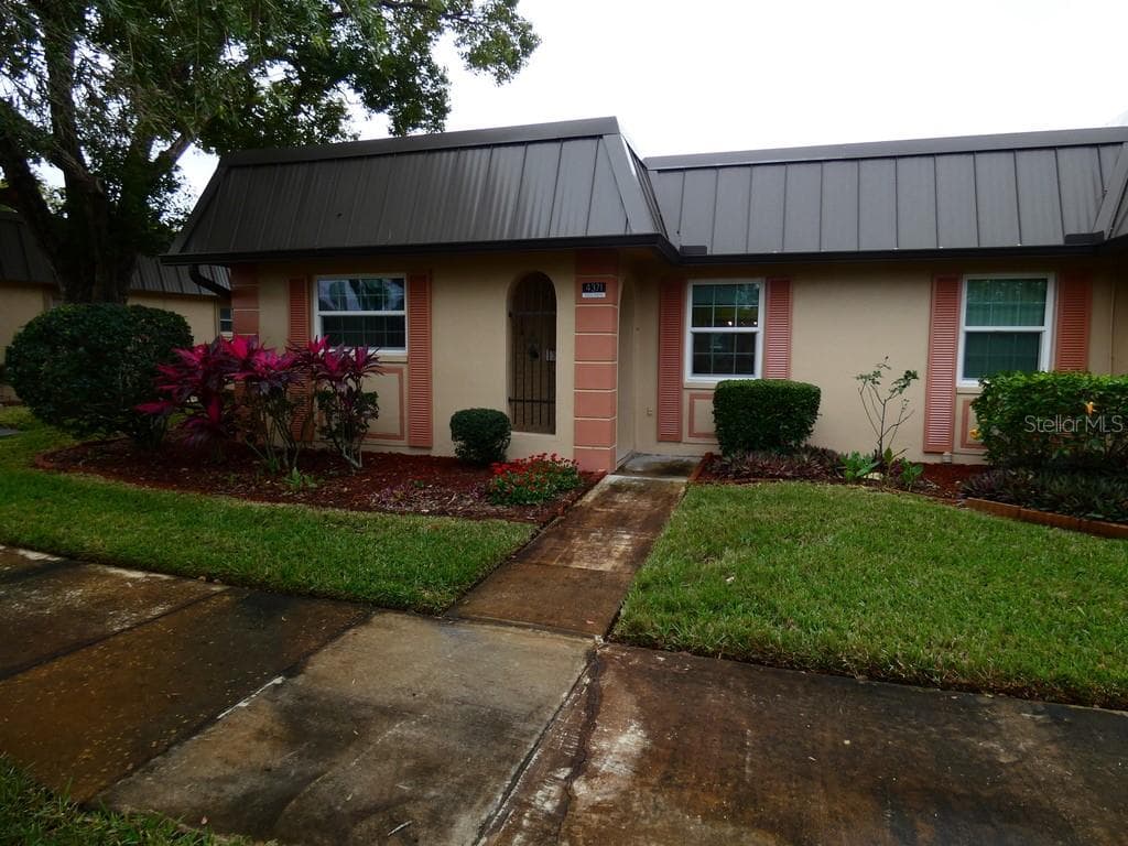4371 SUMMERSUN DRIVE UNIT 4371 NEW PORT RICHEY, FL 34652