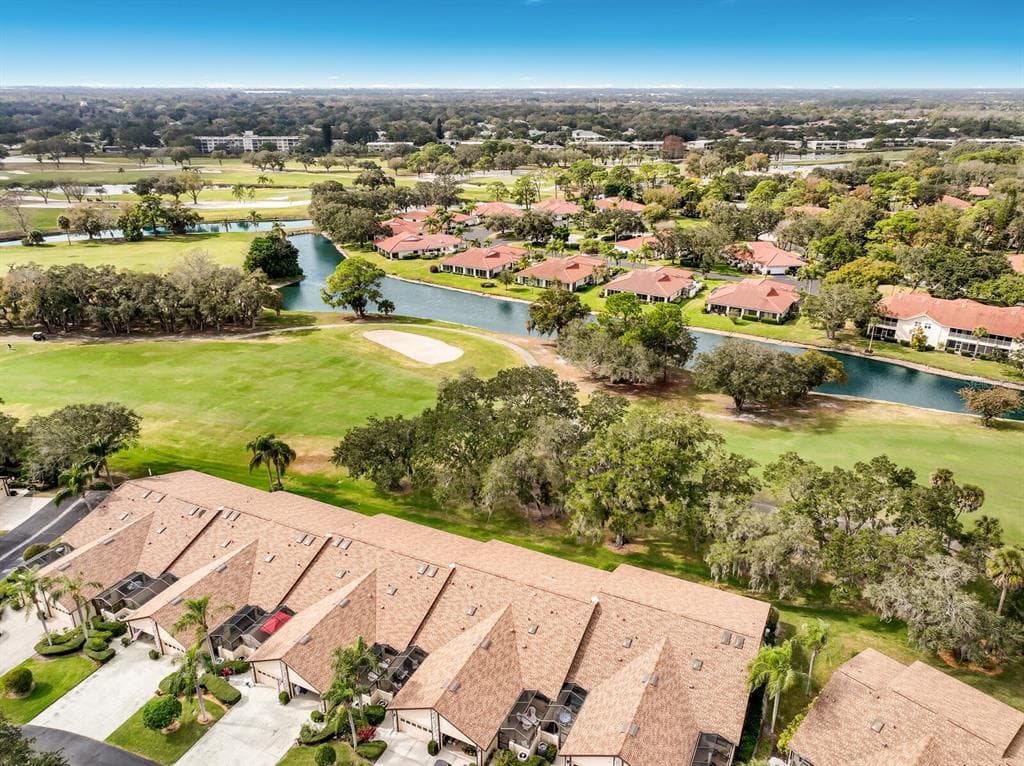 5643 AVISTA DRIVE SARASOTA, FL 34243