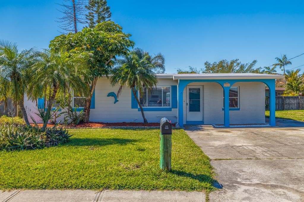 741 PRUITT DRIVE MADEIRA BEACH, FL 33708
