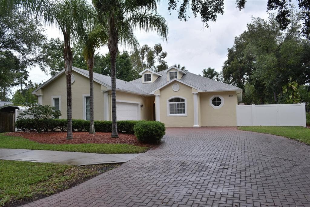 4113 W MCKAY AVENUE TAMPA, FL 33609