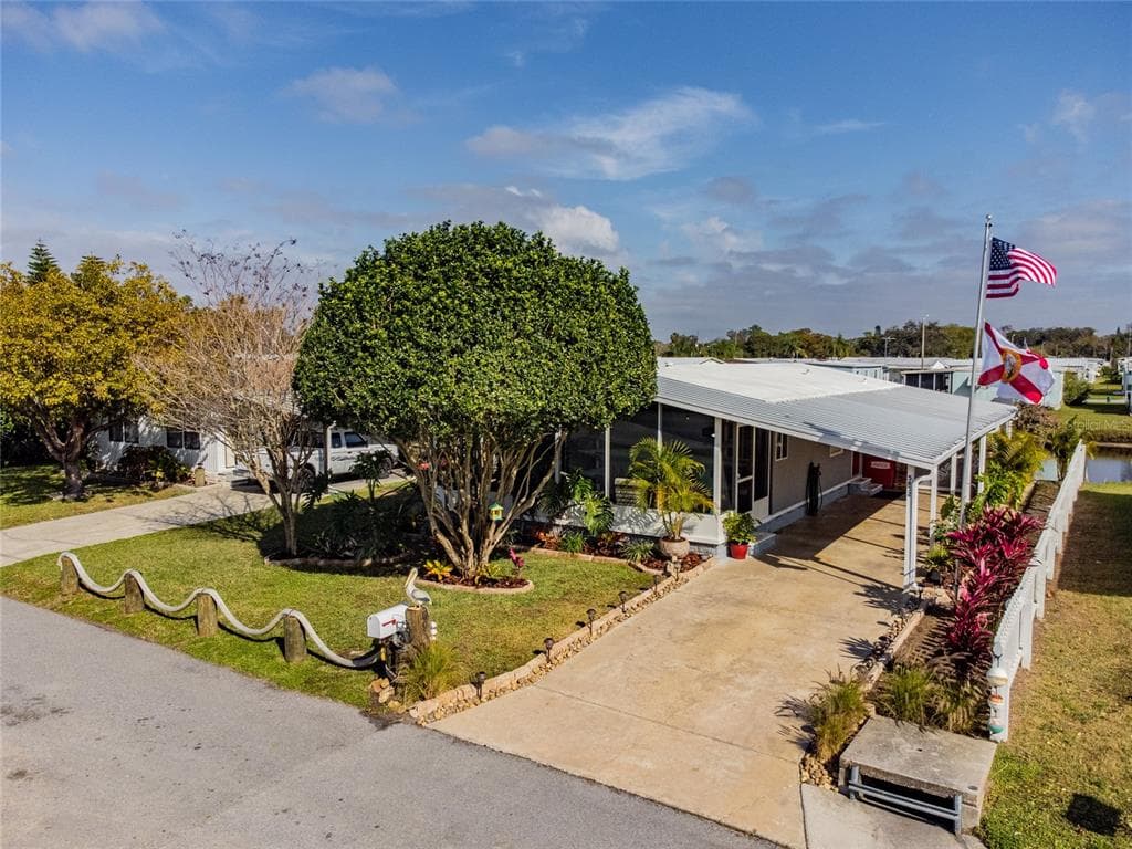 5652 CONGRESS STREET NEW PORT RICHEY, FL 34653