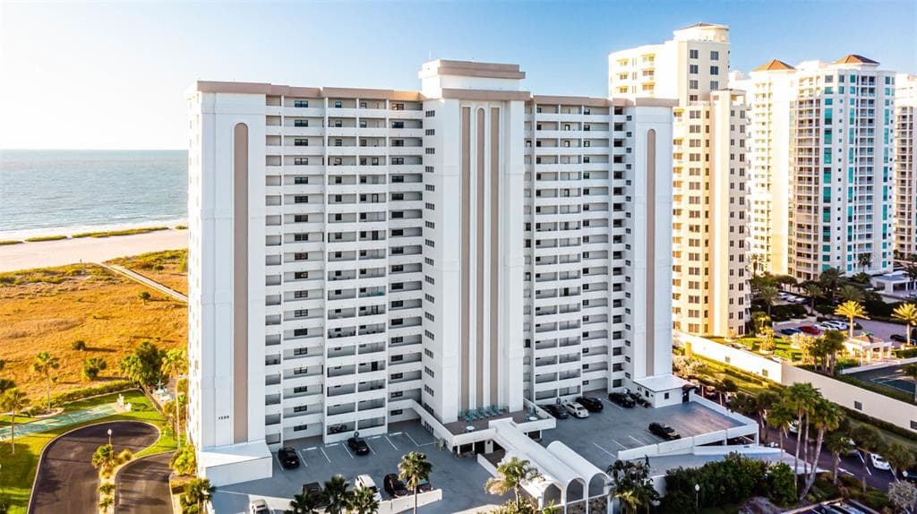 1230 GULF BOULEVARD UNIT 204 CLEARWATER, FL 33767