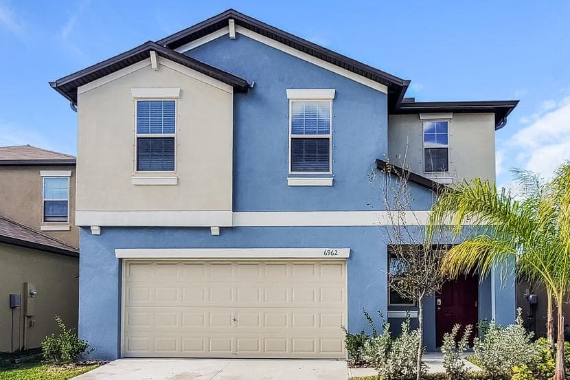 6962 KING CREEK DRIVE SUN CITY CENTER, FL 33573
