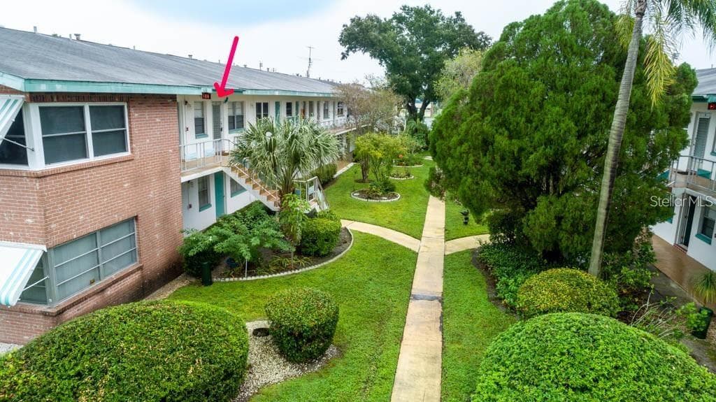 5825 18TH STREET N UNIT 11 ST PETERSBURG, FL 33714