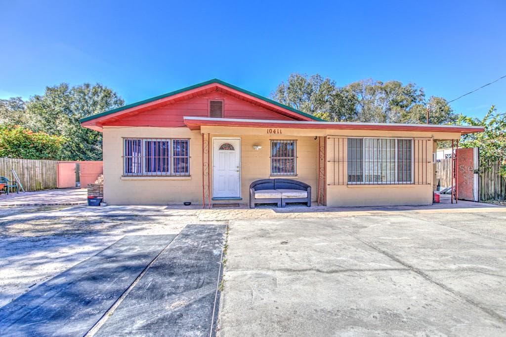 10411 GLORIA STREET GIBSONTON, FL 33534