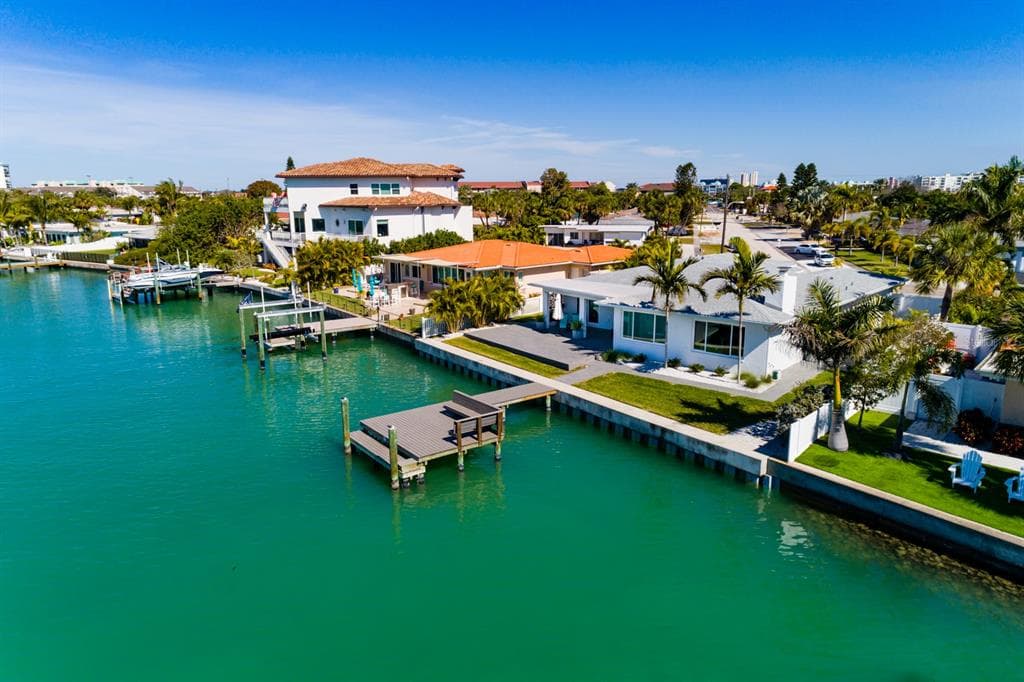 8690 GULF BOULEVARD ST PETE BEACH, FL 33706