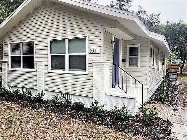 1031 NEWTON AVENUE S ST PETERSBURG, FL 33705