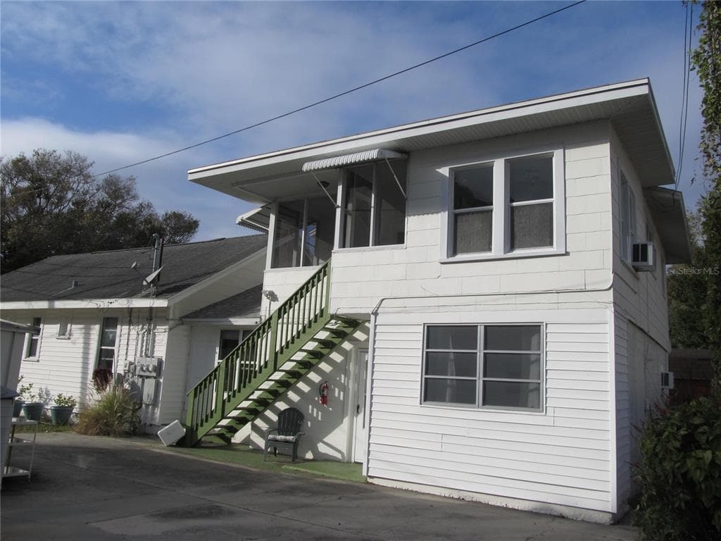 3421-1/2 35TH STREET N APT A ST PETERSBURG, FL 33713