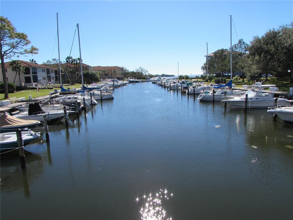 1806 MARINER DRIVE UNIT 311 TARPON SPRINGS, FL 34689