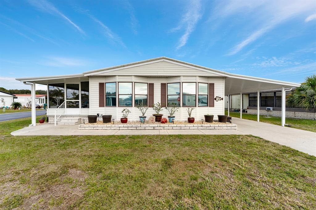 105 SAINT THOMAS COURT APOLLO BEACH, FL 33572