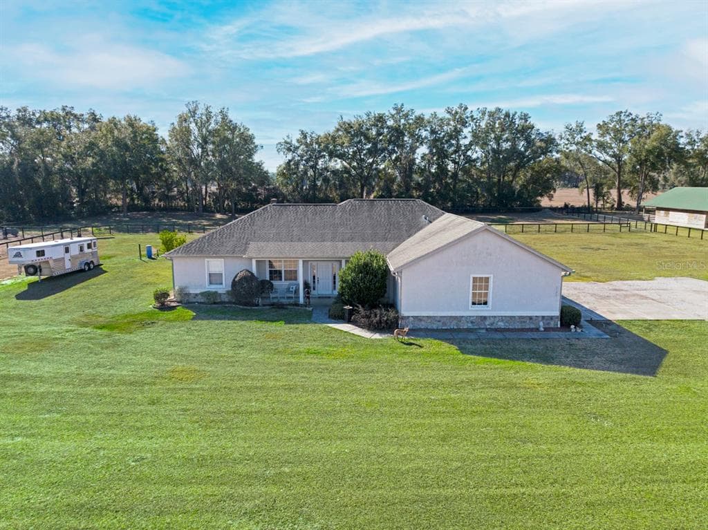 1170 E 316 HIGHWAY CITRA, FL 32113