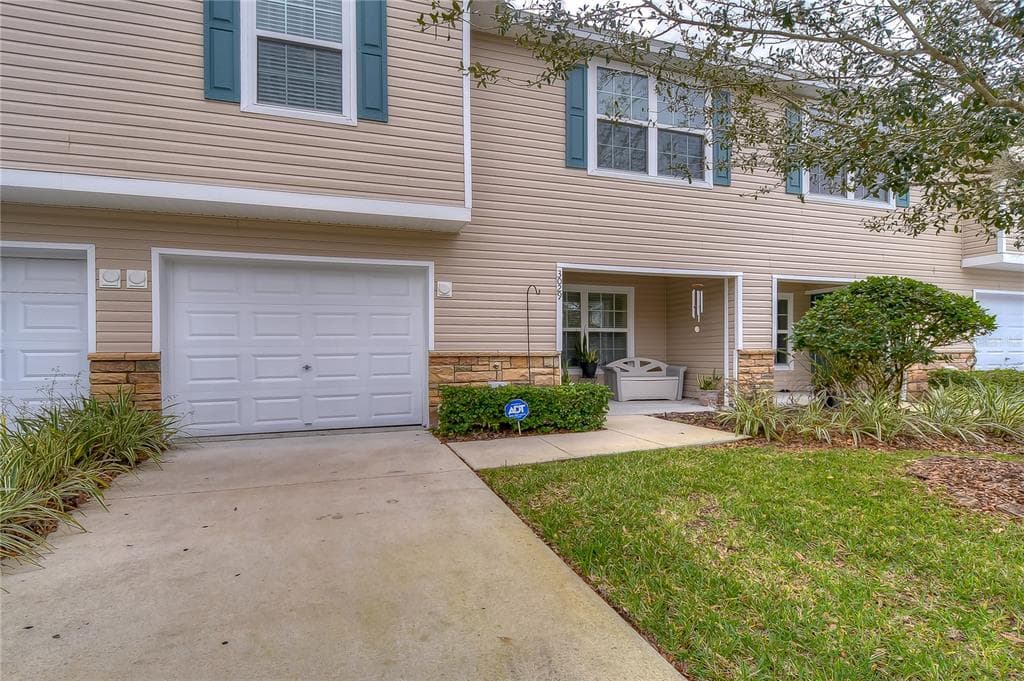 3029 MOJAVE OAK DRIVE VALRICO, FL 33594