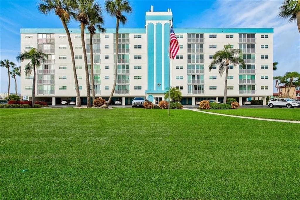 10216 REGAL DRIVE UNIT 201 LARGO, FL 33774