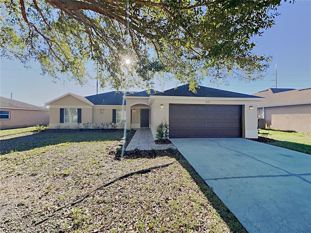 317 COVENT GARDENS PLACE DELTONA, FL 32725