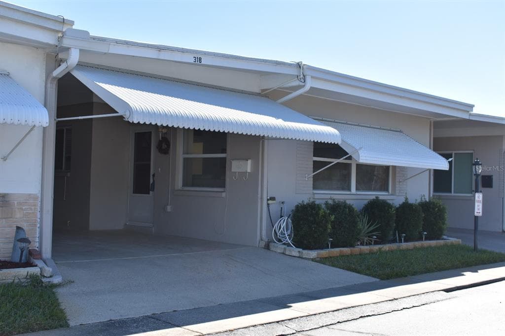 250 ROSERY ROAD NW UNIT 318