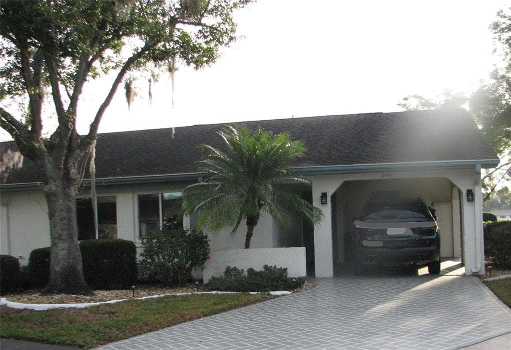 2116 HARLESTON PLACE UNIT 213 SUN CITY CENTER, FL 33573