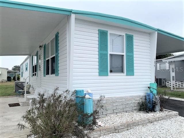 9790 66TH STREET N UNIT 195 PINELLAS PARK, FL 33782