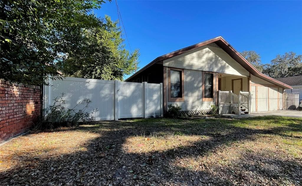 504 E CALHOUN STREET PLANT CITY, FL 33563