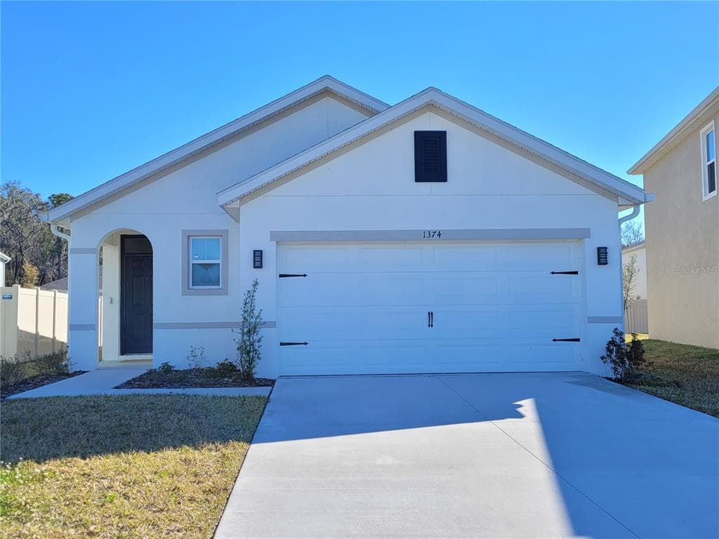 1374 CRESCENT HOOP WAY WESLEY CHAPEL, FL 33543