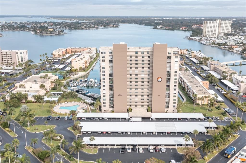 7300 SUN ISLAND DRIVE S UNIT 706 SOUTH PASADENA, FL 33707