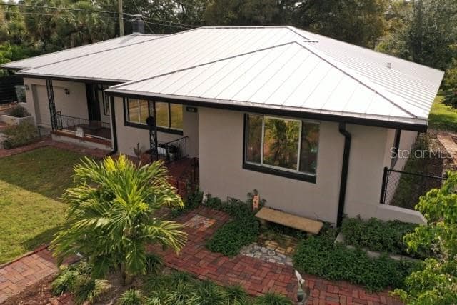 6920 BOUGAINVILLA AVENUE S ST PETERSBURG, FL 33707