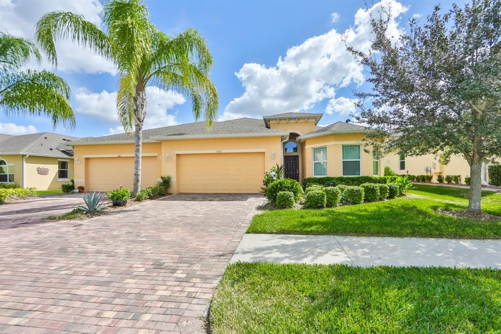 682 CHIPPER DRIVE SUN CITY CENTER, FL 33573