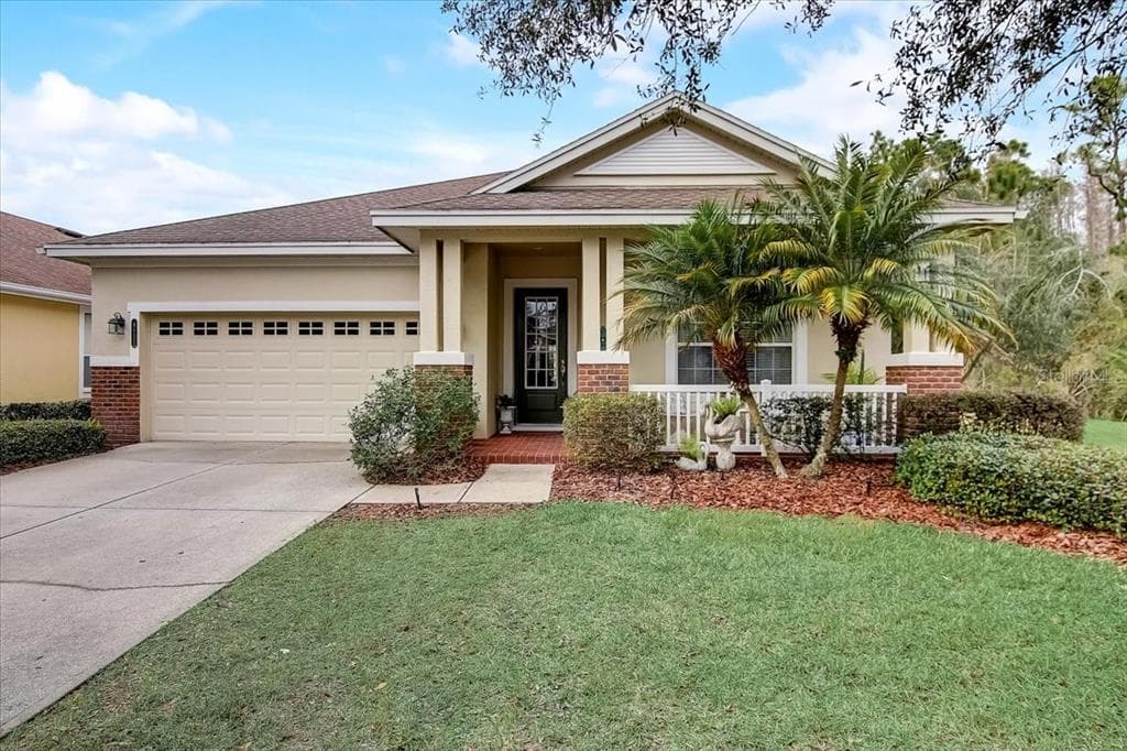 8122 HAMPTON LAKE DRIVE TAMPA, FL 33647