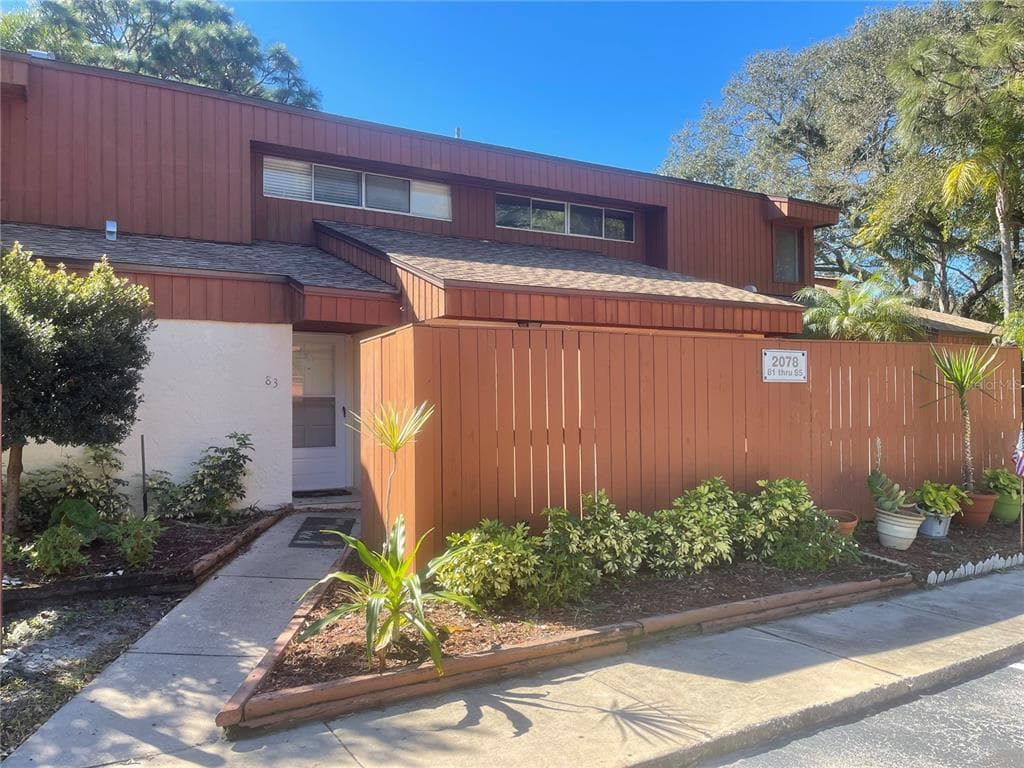 2078 SUNSET POINT ROAD UNIT 83 CLEARWATER, FL 33765