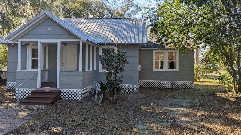 5541 10TH STREET ZEPHYRHILLS, FL 33542
