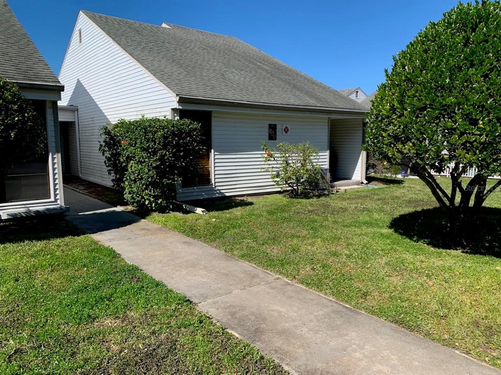 700 HAVEN PLACE UNIT 700 TARPON SPRINGS, FL 34689