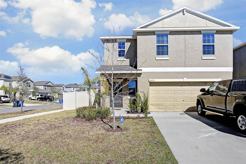 10153 GOLDEN WONDER LANE RIVERVIEW, FL 33578