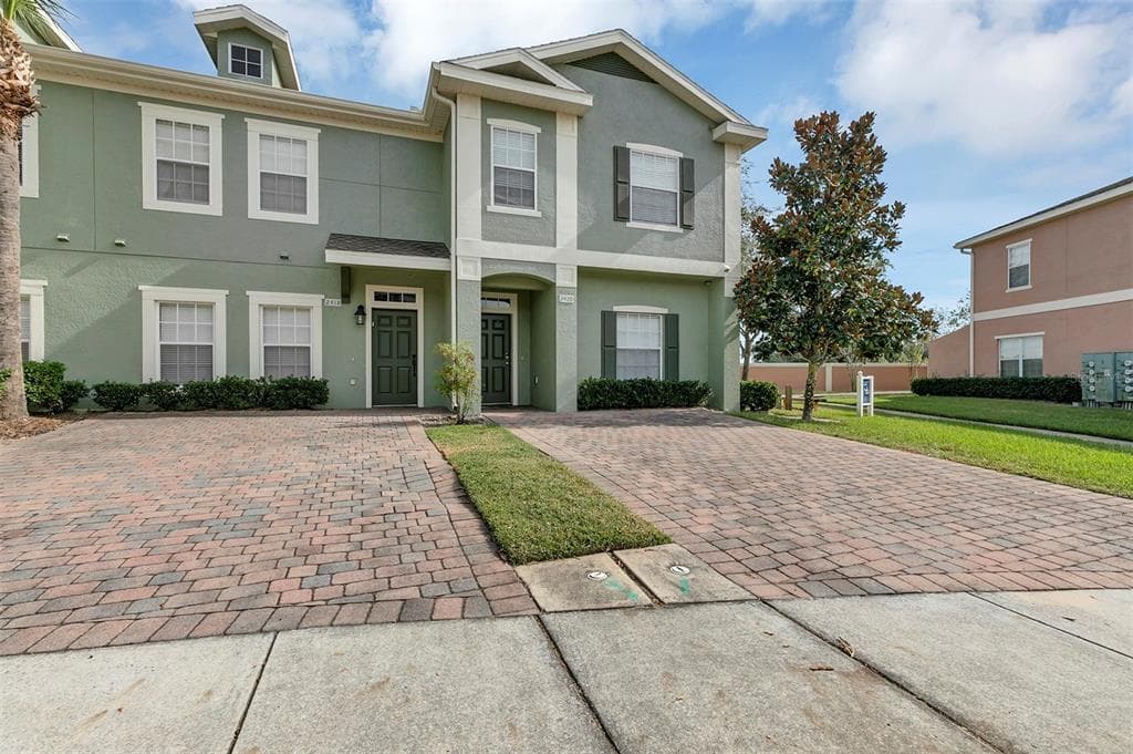 2420 CARAVELLE CIRCLE KISSIMMEE, FL 34746