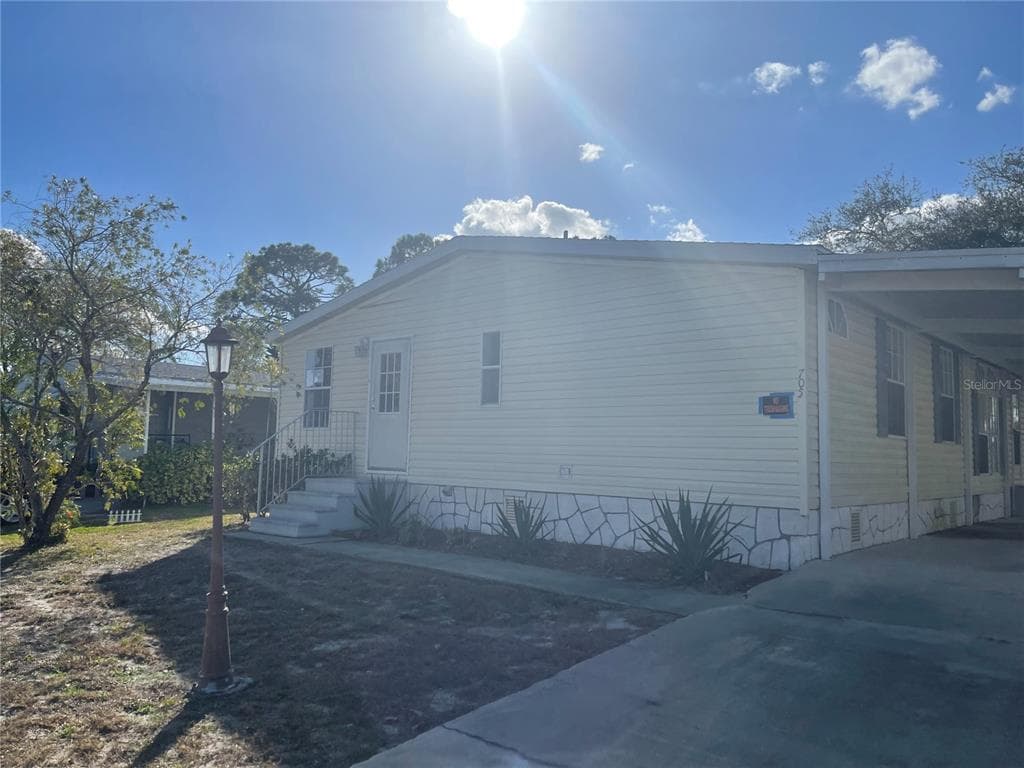 705 INDIAN HILL DRIVE PORT ORANGE, FL 32129