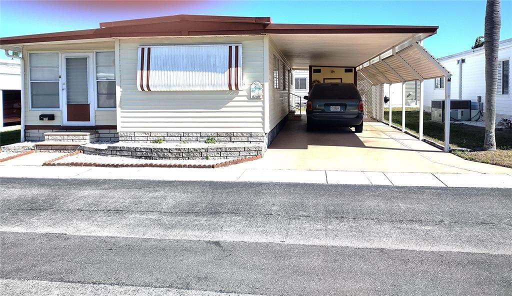 82186 E STREET N UNIT 186 PINELLAS PARK, FL 33781