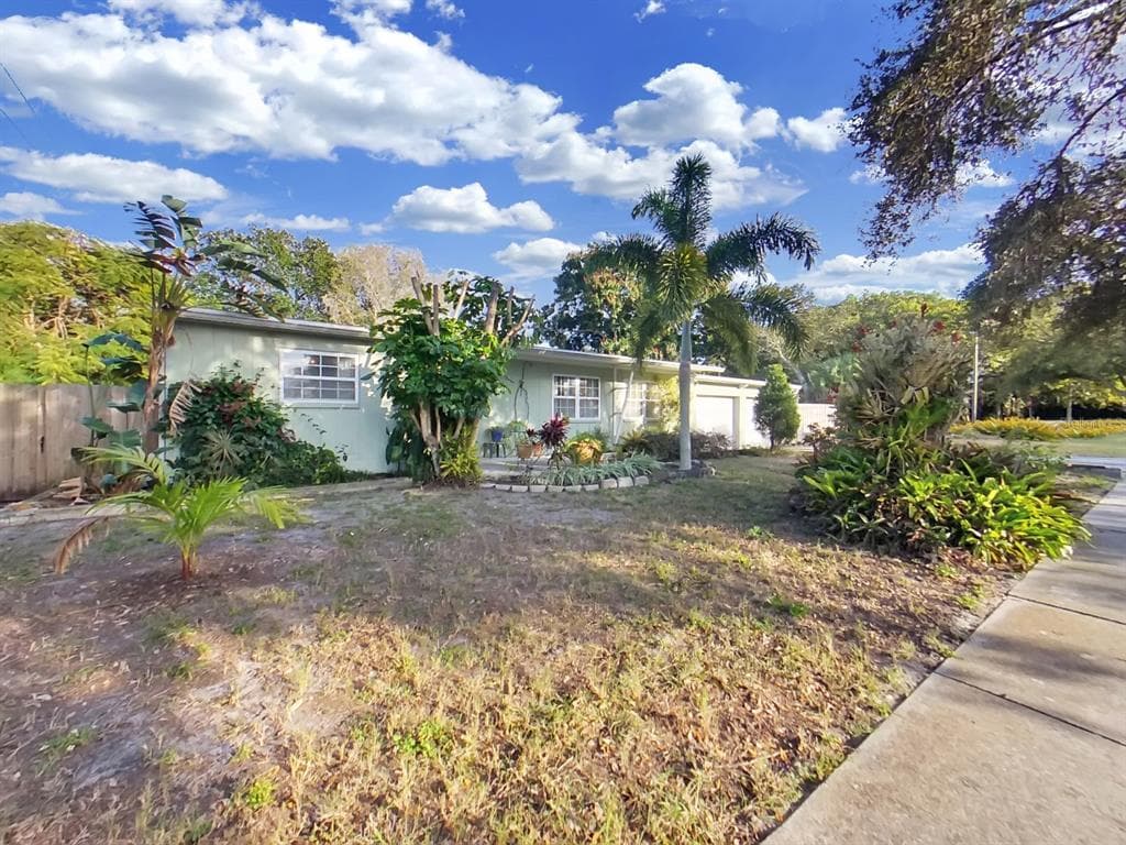 5018 4TH STREET S ST PETERSBURG, FL 33705