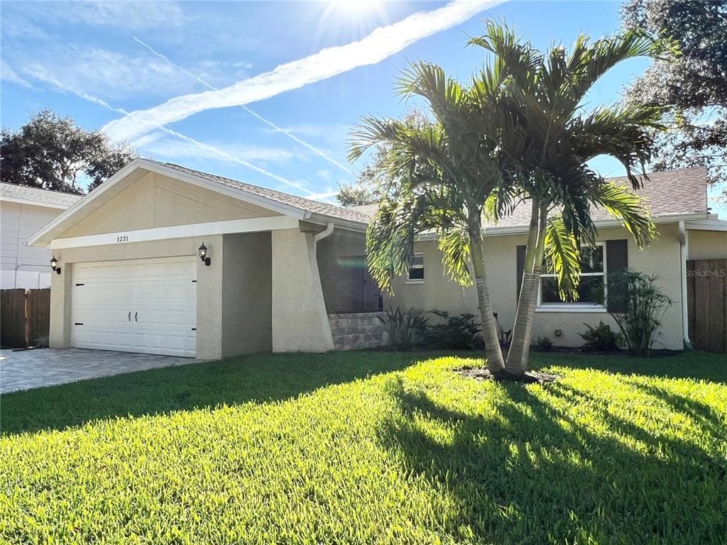1231 ROSEWOOD STREET LARGO, FL 33770