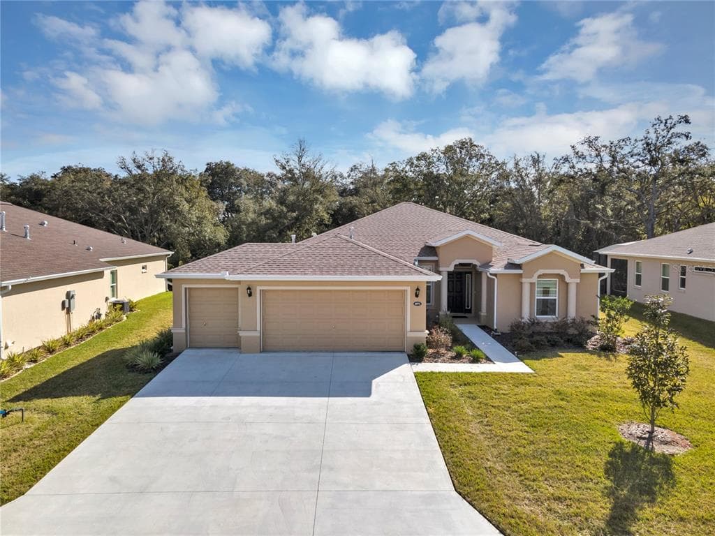 4571 SHENANDOAH RIVER TRAIL LEESBURG, FL 34748