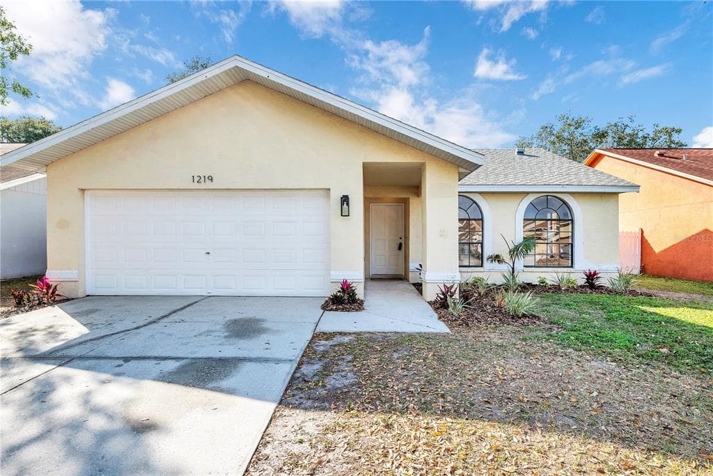 1219 BARMERE LANE BRANDON, FL 33511