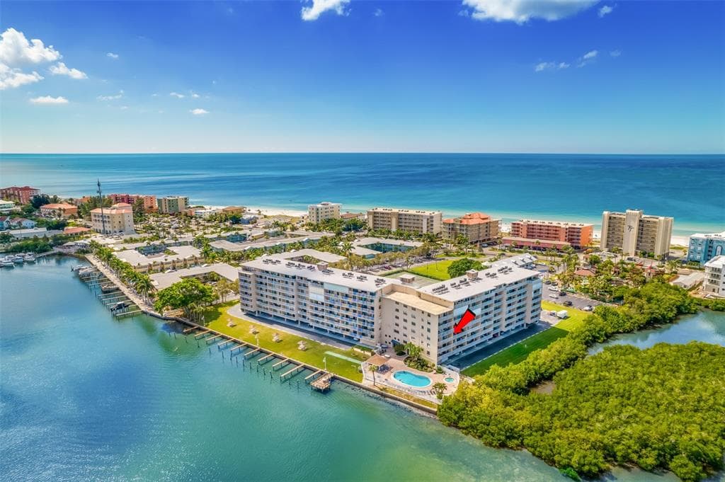 19451 GULF BOULEVARD UNIT 408 INDIAN SHORES, FL 33785