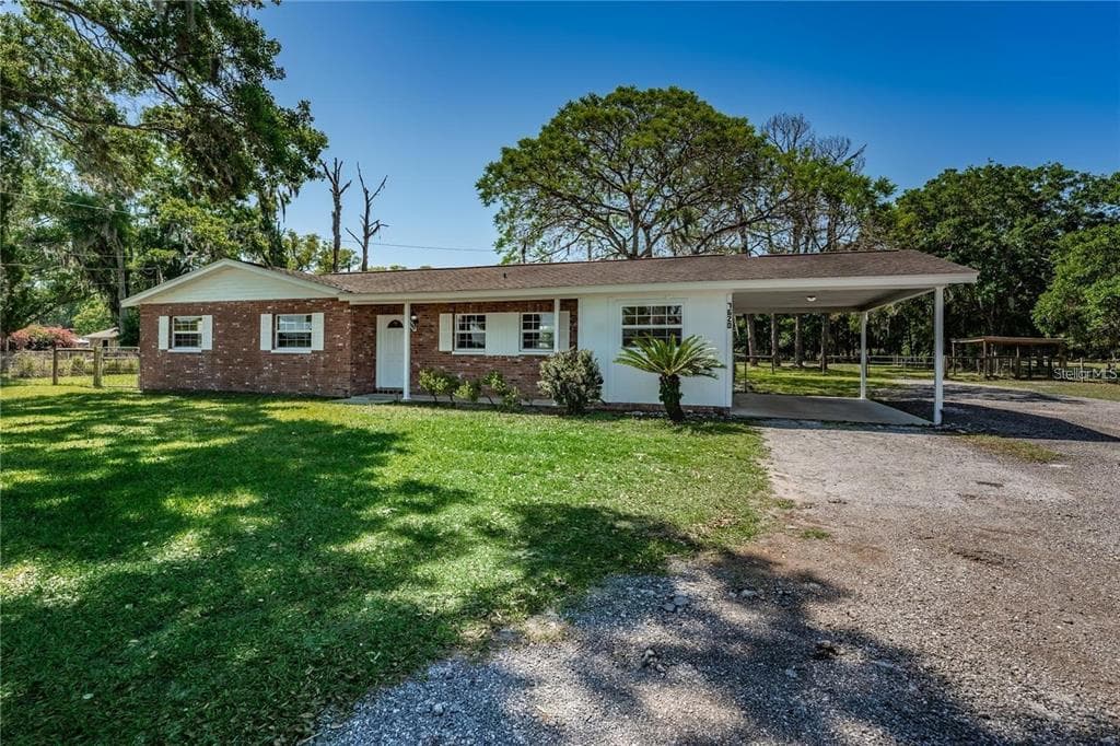 7620 LITHIA PINECREST ROAD LITHIA, FL 33547
